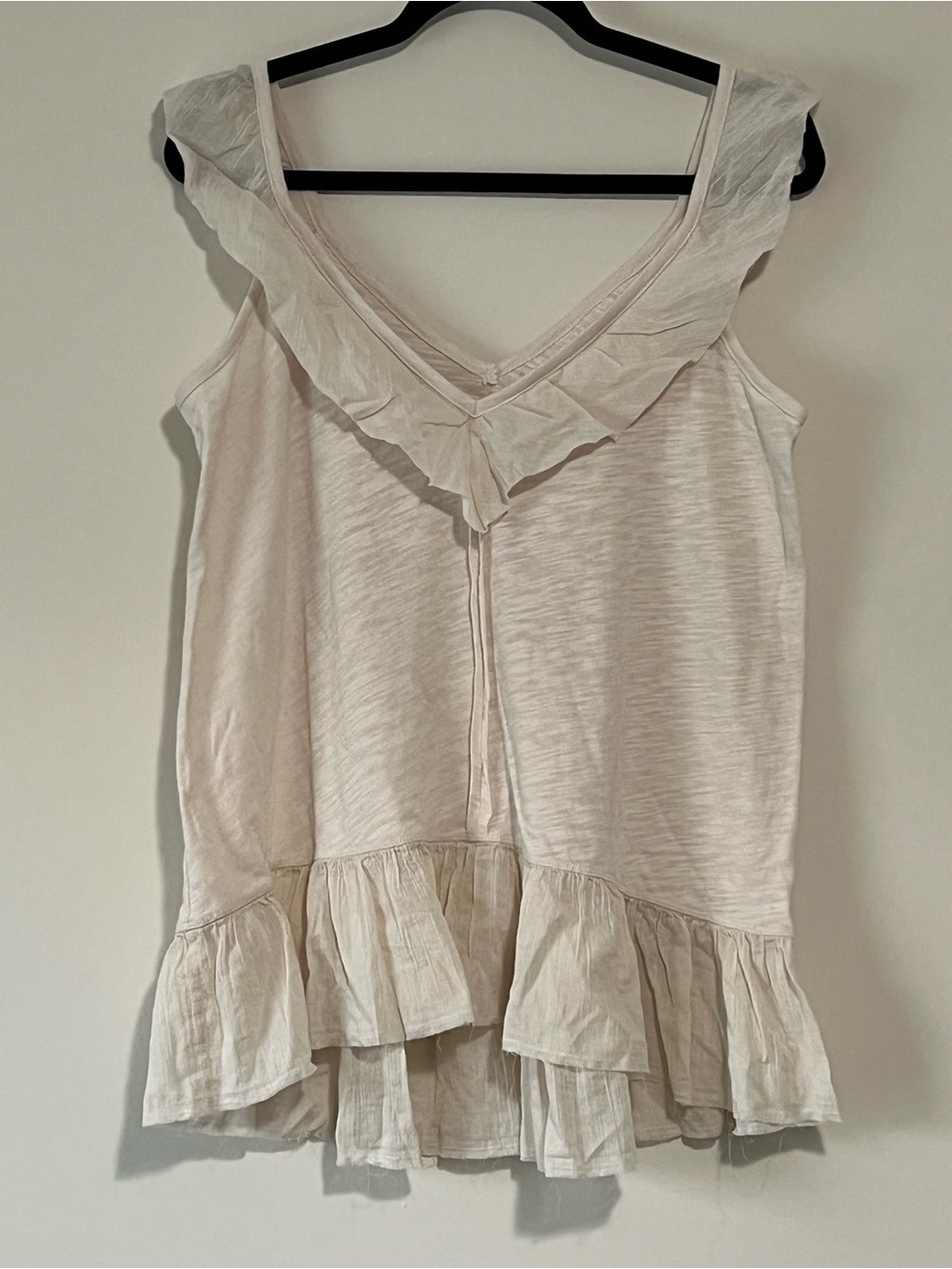 American Eagle Outfitters Cream Gauze Ruffle V-Neck Camisole